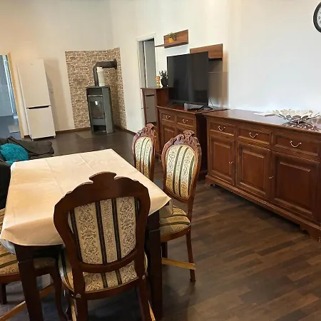 Apartament Ruehige Wohnung-3 Mit 4 Schlafzimmer Und Kamin