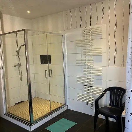 Daire Ruehige Mit 4 Schlafzimmer Und Kamin *