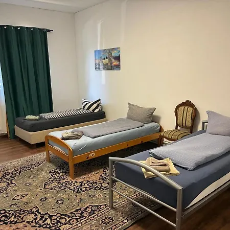 Daire Ruehige Mit 4 Schlafzimmer Und Kamin *