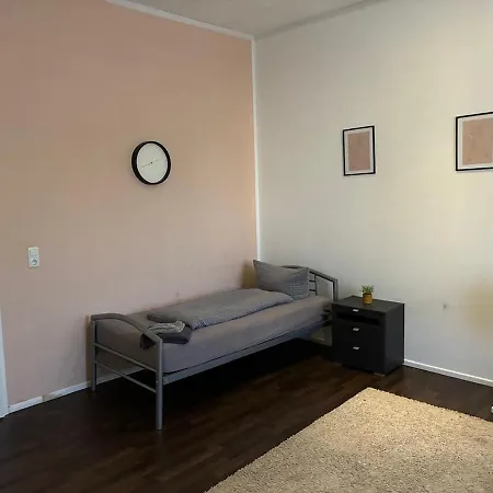 Daire Ruehige Mit 4 Schlafzimmer Und Kamin Eberswalde-Finow